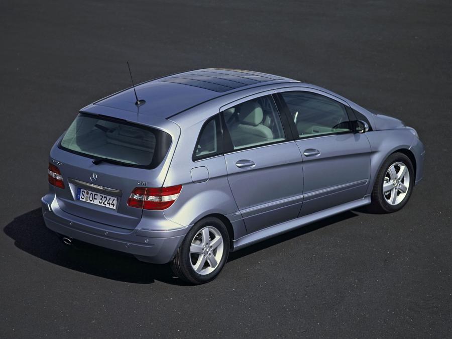  Mercedes-Benz B200 CDI 2005 года  (фото 2 из 22)